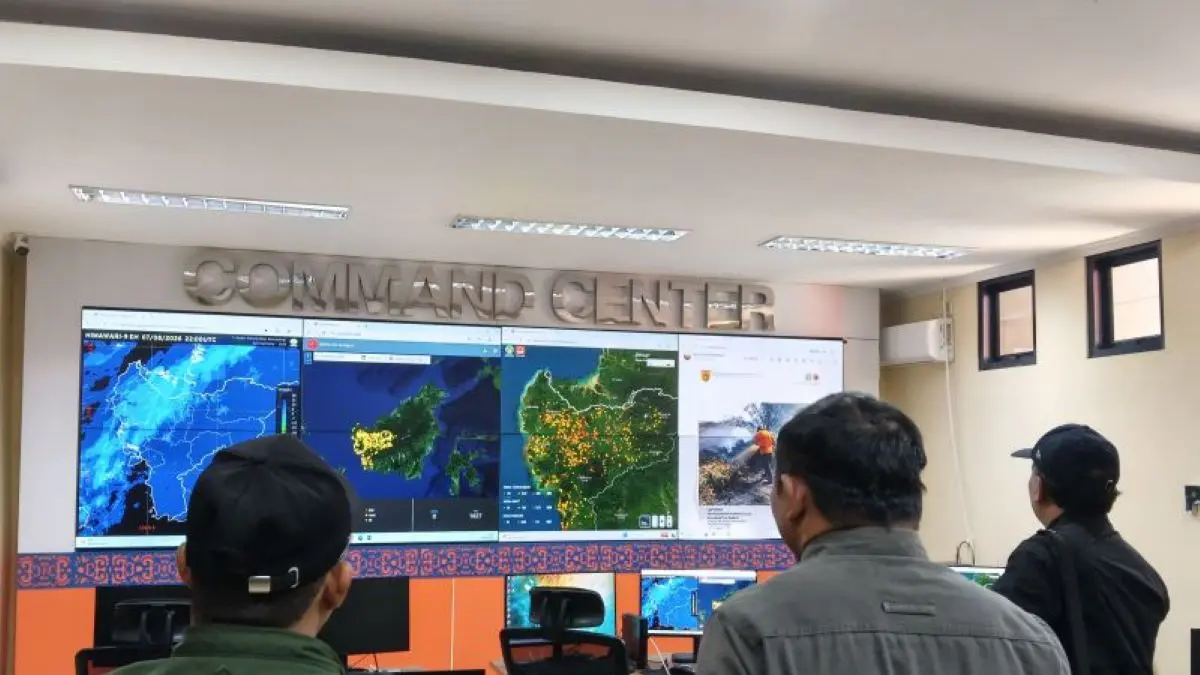 Monitoring pergerakan kabut asap lintas batas negara. (ANTARA/Narwati)