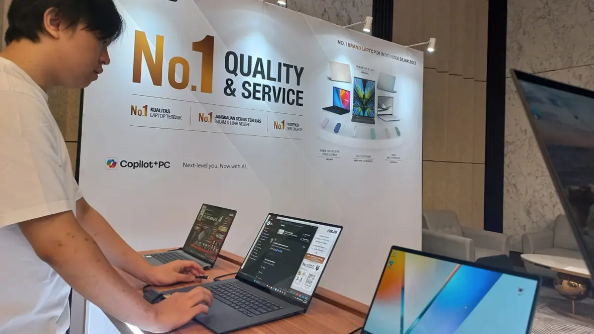 Jejeran laptop ASUS yang turut diperkenalkan dalam kegiatan ASUS No.1 Quality & Service Media Gathering Pontianak 2026 yang digelar di Hotel Golden Tulip, Rabu (19/7). (SITI PONTIANAK POST)