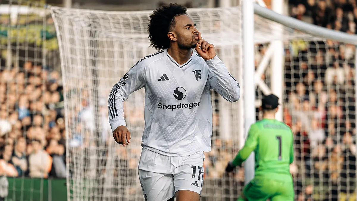 Joshua Zirkzee masuk radar Napoli dan Juventus di tengah kemungkinan Manchester United mencari penyerang baru. (IG@zirkzee)