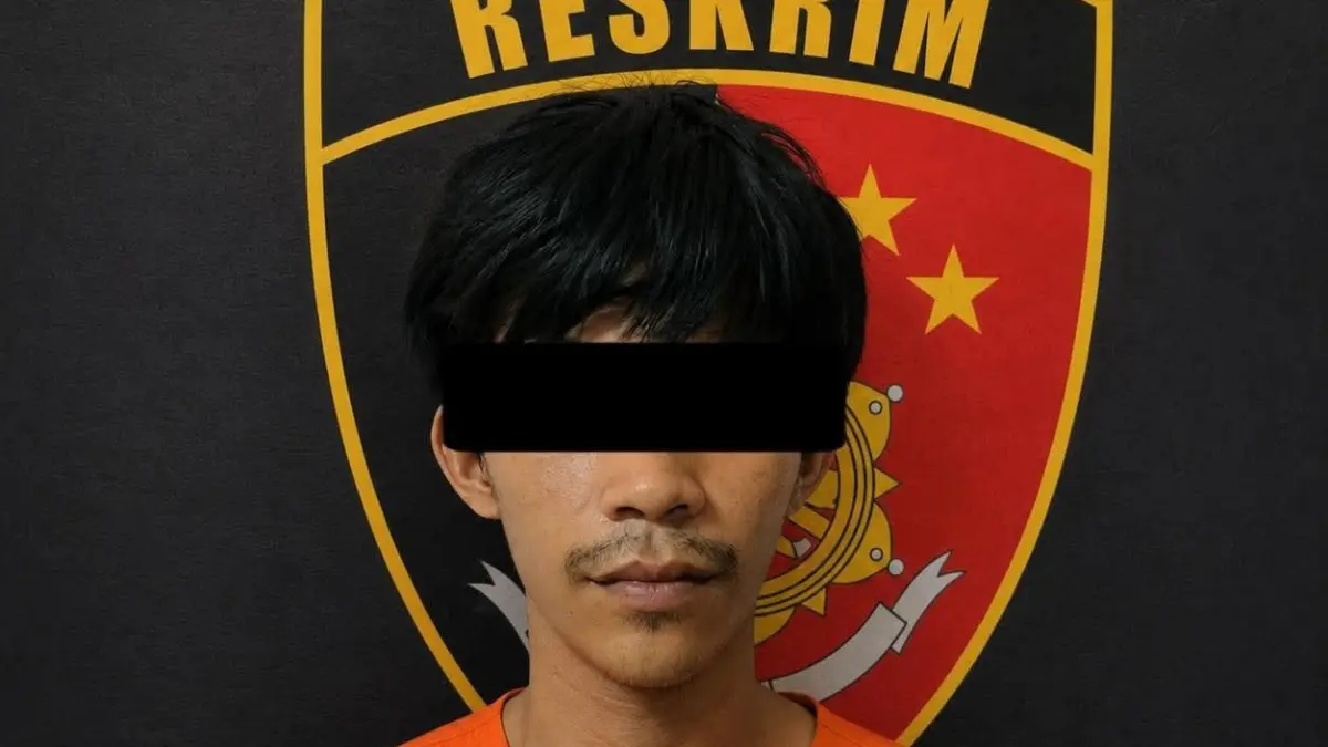 Terduga pelaku tindak pidana persetubuhan terhadap anak.