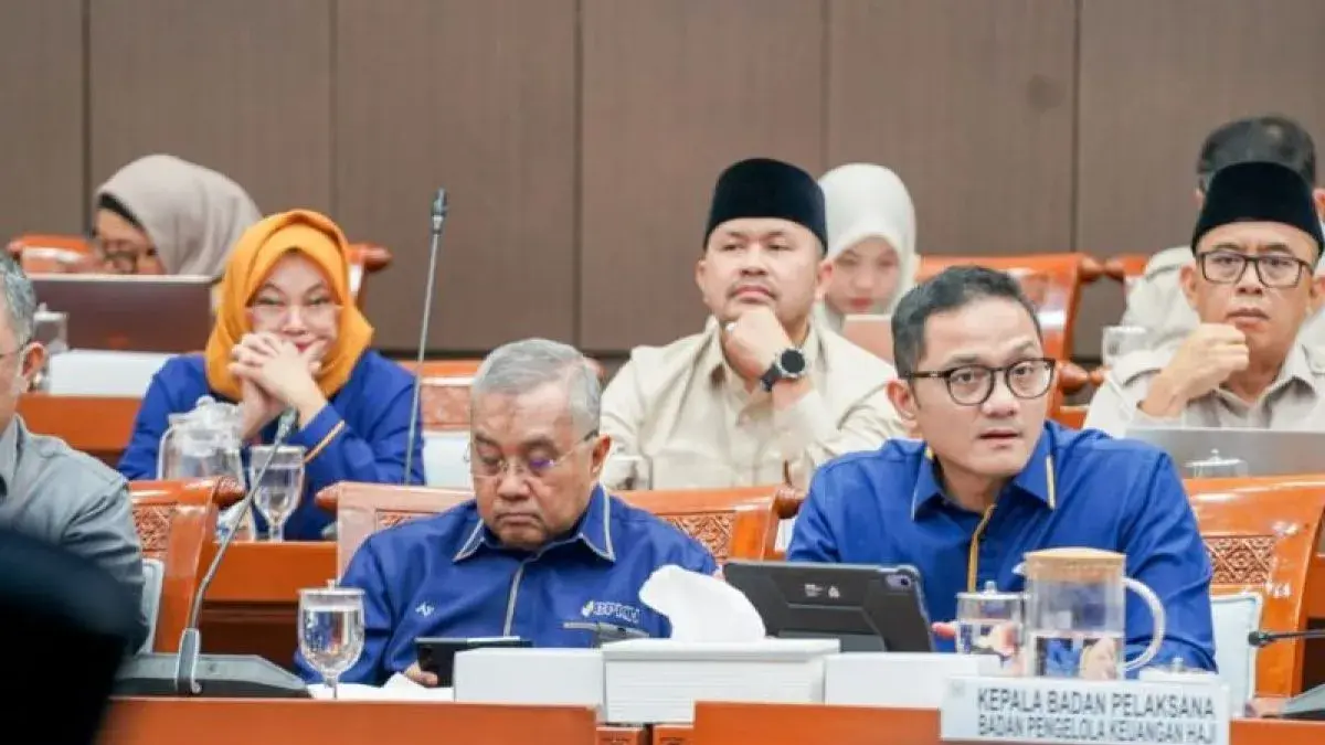 Kepala Badan Pelaksana BPKH Fadlul Imansyah (kanan) saat rapat dengar pendapat bersama Komisi VIII DPR RI di Senayan, Jakarta, Rabu (19/8/2026). (ANTARA/BPKH)