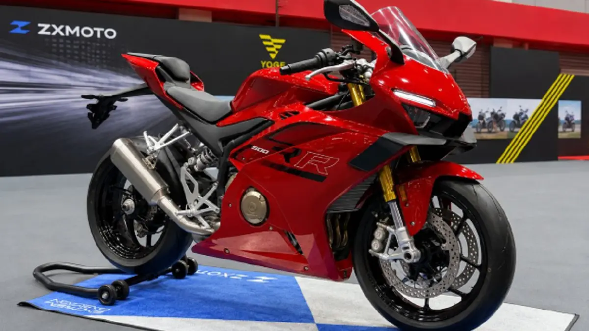 ZXMOTO 500RR mengusung mesin empat silinder 470 cc dengan desain supersport dan fitur elektronik untuk penggunaan jalan maupun sirkuit. (ZXMOTO)