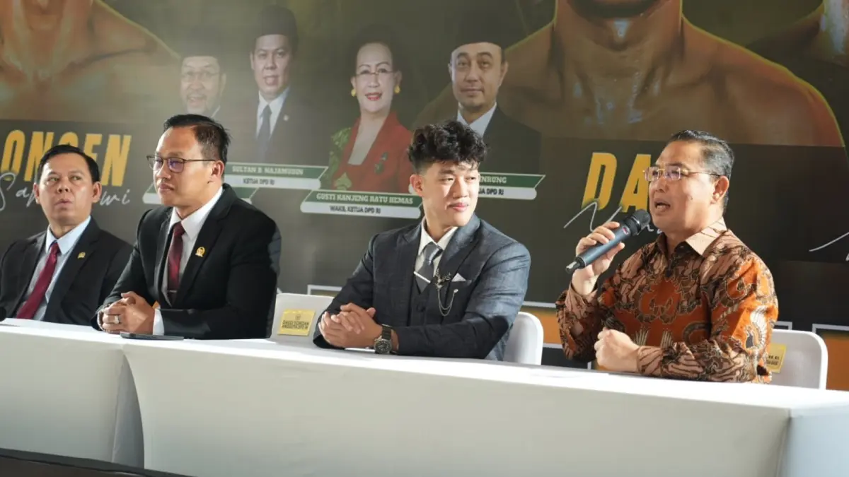 Gubernur Kalimantan Barat Ria Norsan hadir langsung saat konferensi pers rangkaian kegiatan Daud Yordan Promotion di Lobby Gedung DPD RI, Jakarta. (Adpim Pemprov Kalbar)