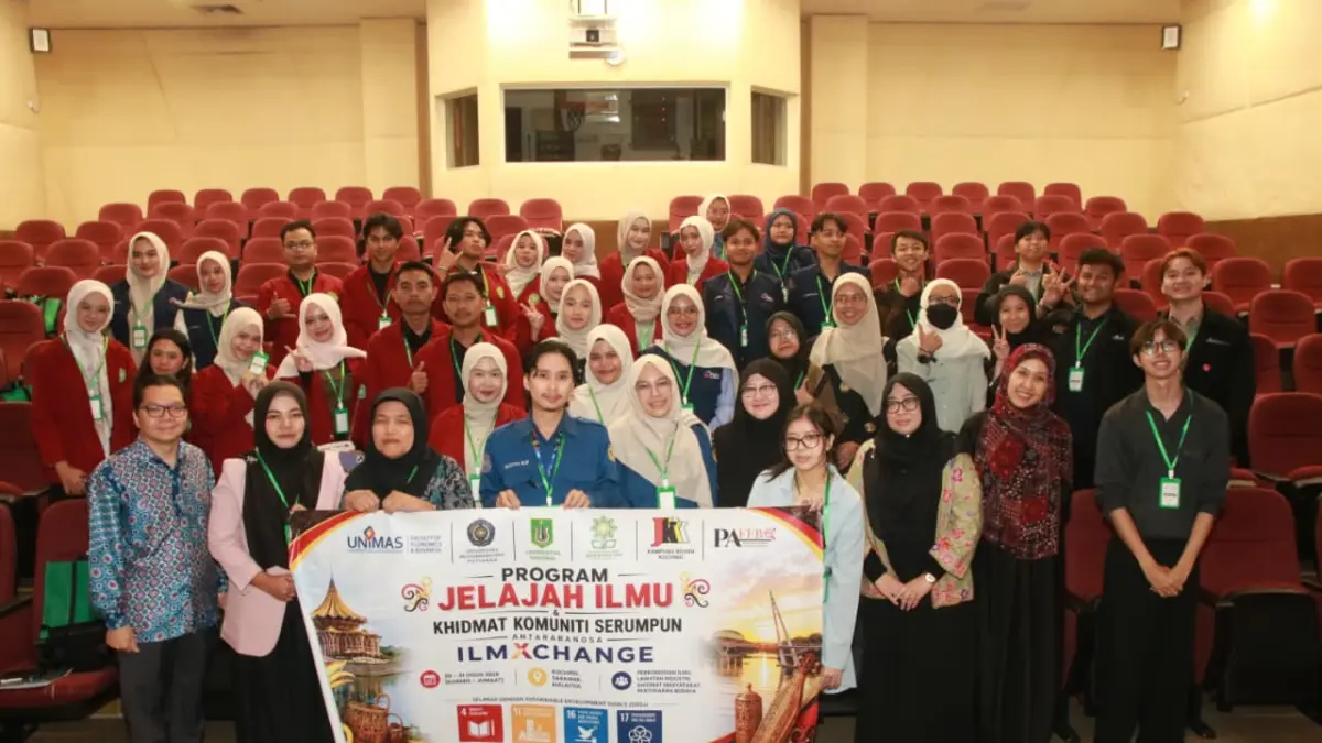 Mahasiswa FEB UM Pontianak Unjuk Budaya di Sarawak, Kolaborasi Internasional Digelar di Kampung Boyan (FEB UM Pontianak)