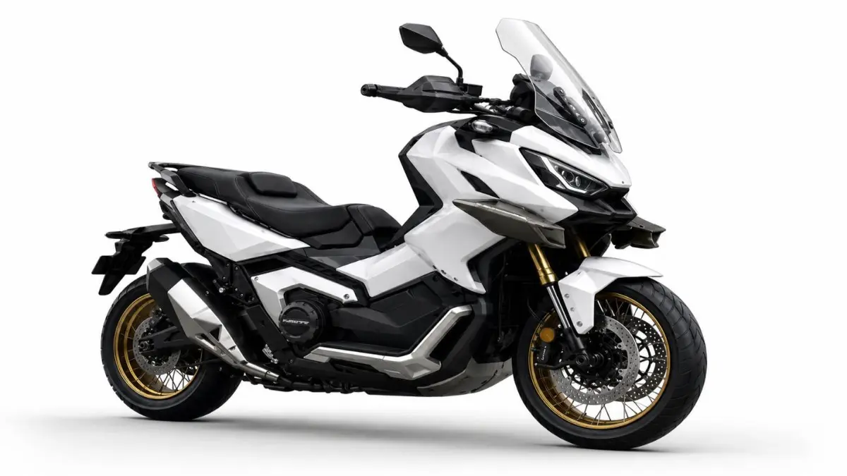 QJMotor X-Adventure 900. (GREATBIKER)