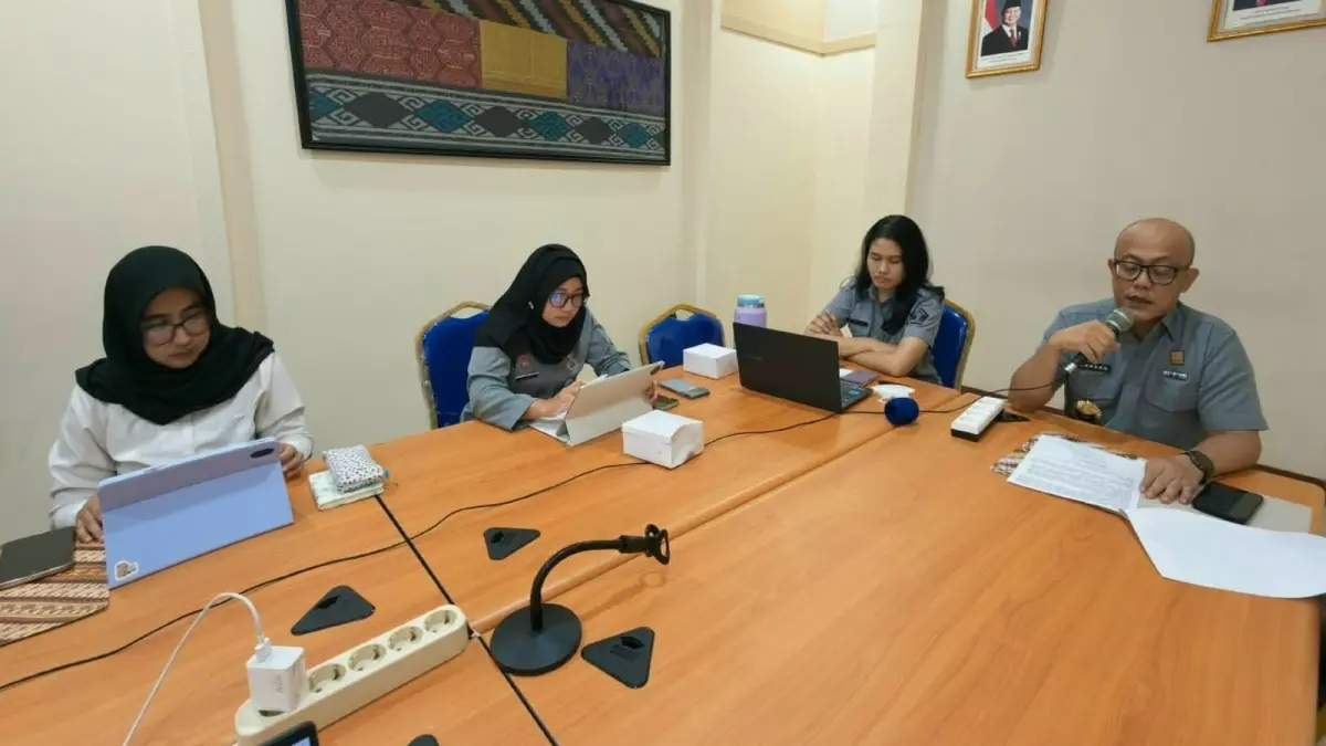 Kanwil Kemenkum Kalbar menggelar rapat harmonisasi Raperbup Ketapang tentang Strategi Daerah Pencegahan dan Penanganan Perkawinan Anak Tahun 2026–2029 pada Senin (24/8). (DOK KANWIL KEMENKUM KALBAR)