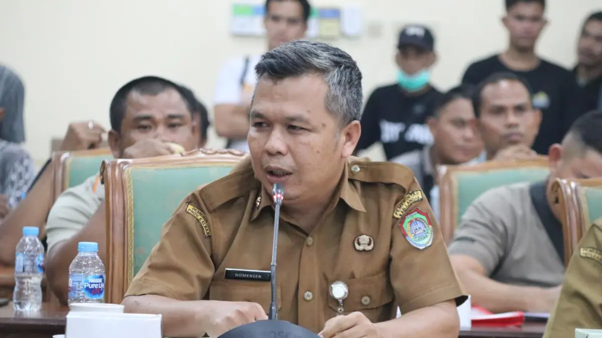 Kepala Dinas Perkebunan dan Peternakan Kabupaten Landak, Yully Nomensen