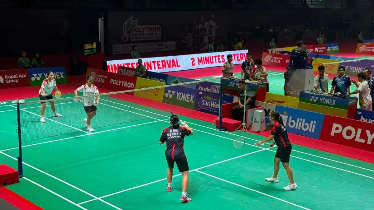 Suasana pertandingan Pontianak Polytron International Challenge 2026 di GOR Ayani Pontianak (27/8).