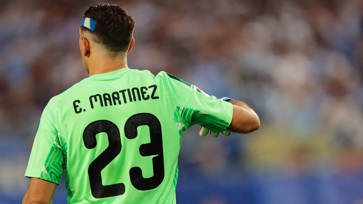 Emiliano Martinez bersiap meninggalkan Aston Villa untuk bergabung dengan Chelsea. (IG@emi_martinez26)
