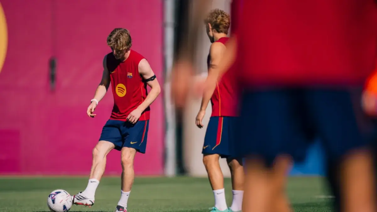Anthony Gordon mengikuti sesi latihan bersama rekan-rekan setimnya dalam persiapan Barcelona menghadapi musim 2026/2027. Pada dua laga awal La Liga 2026/2027, permainan pemain Inggris ini menuai pujian penggemar.
(FOTO: FCBARCELONA.COM)