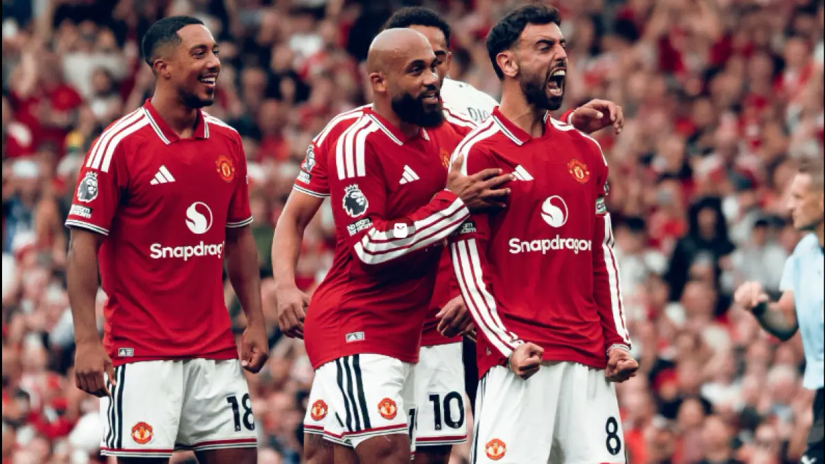 Bruno Fernandes merayakan salah satu golnya saat Manchester United mengalahkan Ipswich Town 5-2 di Old Trafford. (FB. Manutd)