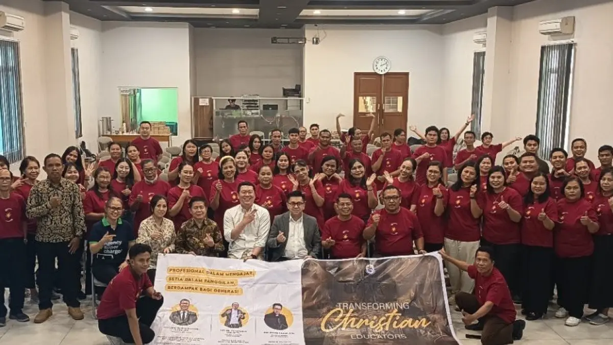 86 Guru PAK Singkawang Ikuti Seminar, Didorong Jadi Pembimbing Iman Generasi Muda.
