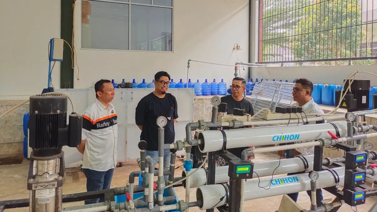 Alat pengolahan air yang menerapkan teknologi desalinasi dengan sistem Reverse Osmosis (RO). Teknologi ini tengah dikemabngkan oleh  Jurusan Teknik Kelautan Universitas Tanjungpura, Meddy Danial.  (ISTIMEWA)