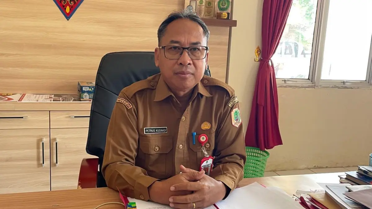 Kepala Dinas (Kadis) Pendidikan dan Kebudayaan Kapuas Hulu, Petrus Kusnadi. (TAUFIK/PONTIANAK POST)