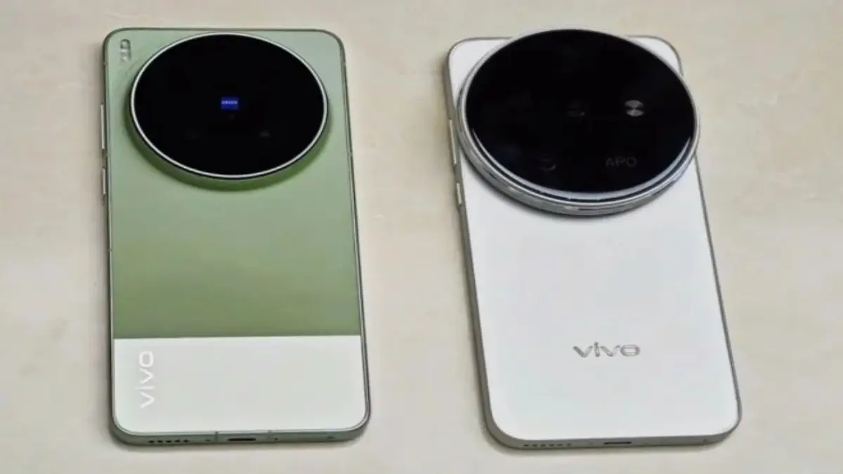 Vivo X500 Pro Max (kiri) dengan Vivo X300 Ultra (kanan). (GIZMOCHINA)