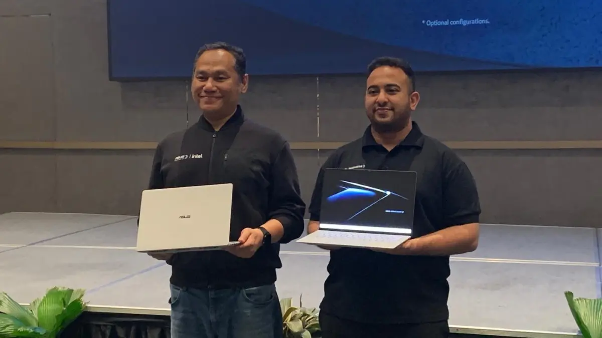 ASUS ExpertBook Ultra diperkenalkan dan ditunjukkan kepada awak media saat Media Gathering ASUS ExpertBook Ultra di Novotel Pontianak, Kamis (3/9). (ISTIMEWA)