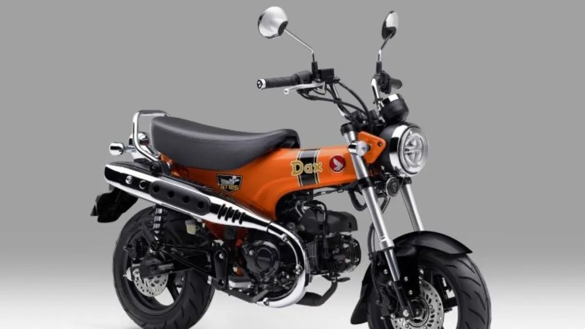 Honda ST125 Dax 