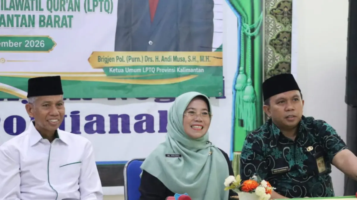 Ketua Umum LPTQ Kalbar dan Kepala MAN 2 Pontianak. 