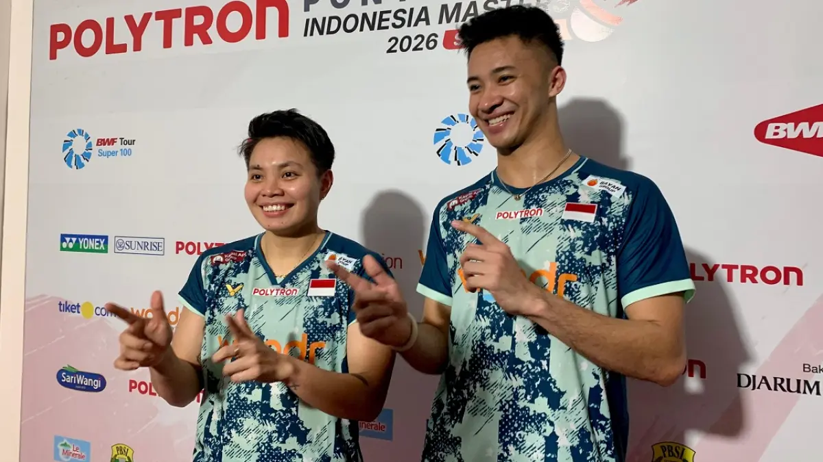 Pasangan ganda campuran Indonesia Dejan Ferdinansyah dan Apriyani Rahayu.