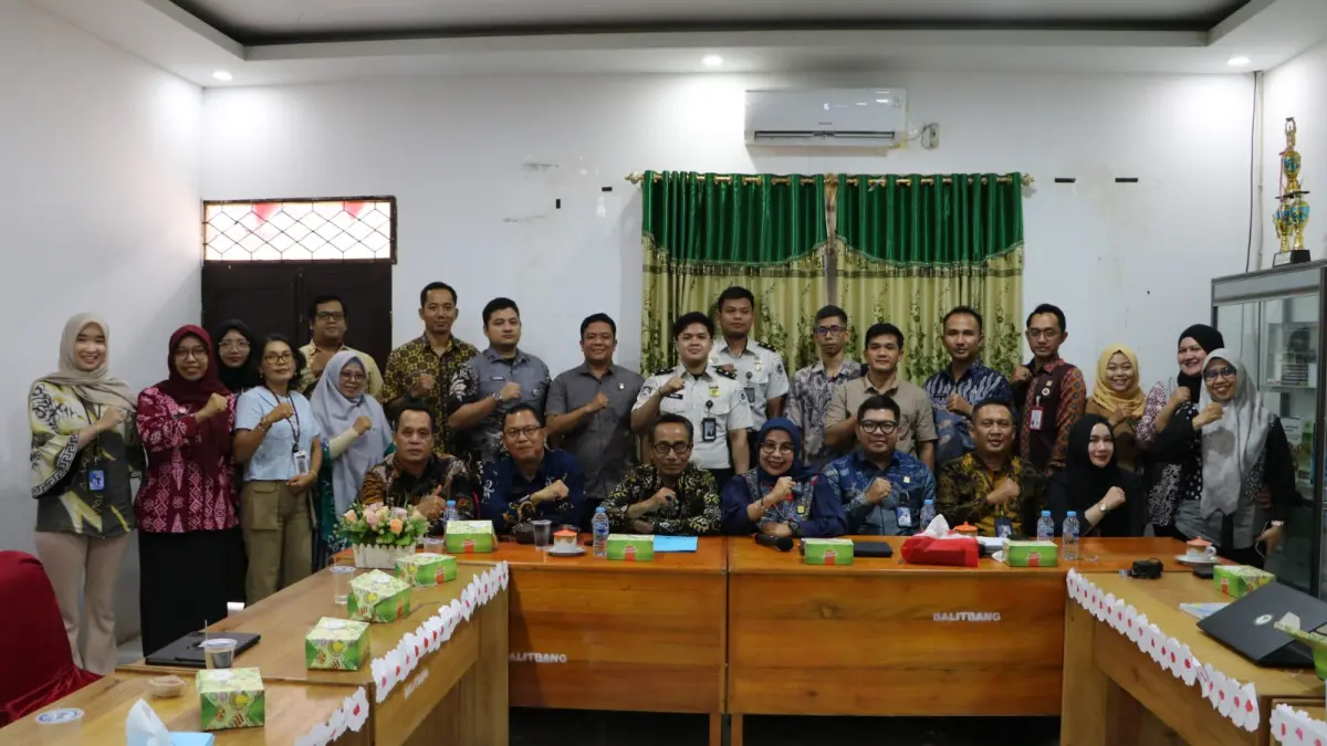 Kanwil Kemenkum Kalbar menggelar Sosialisasi Penegakan Hukum Kekayaan Intelektual (KI) di Ruang Rapat Badan Riset dan Inovasi Daerah (BRIDA) Kabupaten Ketapang, Jumat (5/9). (ISTIMEWA)