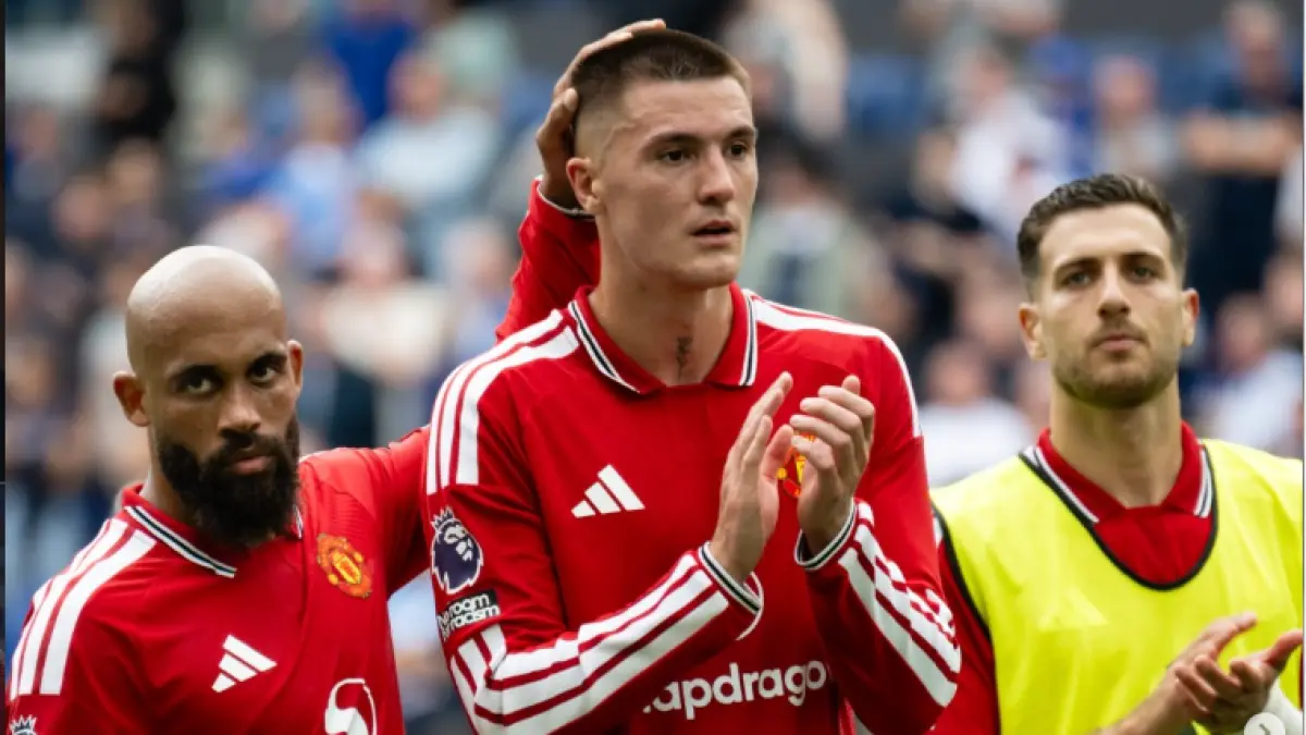 Benjamin Sesko mencetak gol pertamanya musim ini saat melawan Everton. Namun gol itu tidak mampu membuat timnya menang karena MU harus kebobolan di menit akhir pertandingan. (IG@manutd)