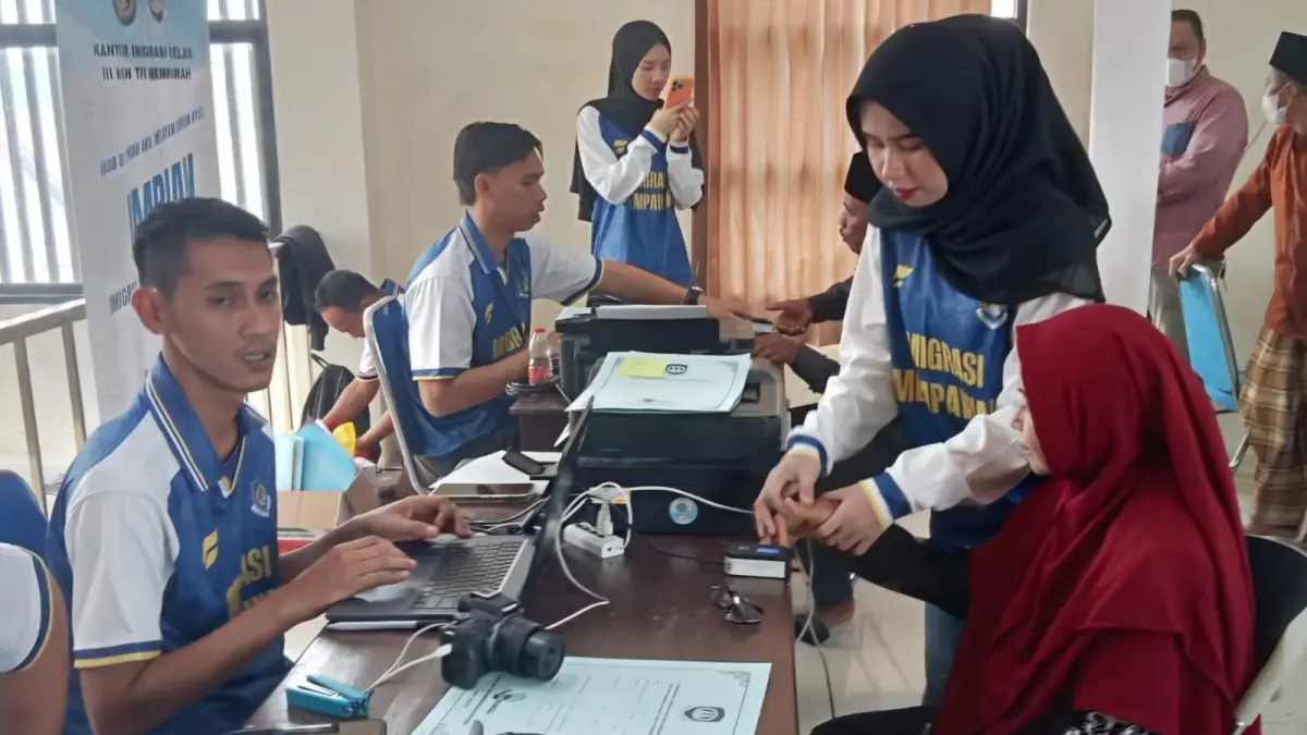 Pelayanan Eazy Paspor Kantor Imigrasi di Kantor Kementerian Haji dan Umrah Kabupaten Mempawah.