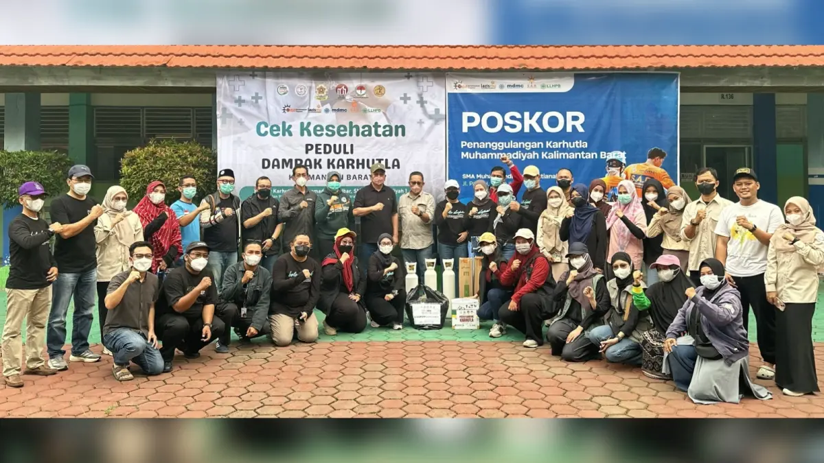 KAGAMA Kalbar, IAI Kalbar, PDUI, dan IAI Kubu Raya bergerak dalam aksi peduli karhutla pada Minggu (6/9). (ISTIMEWA)