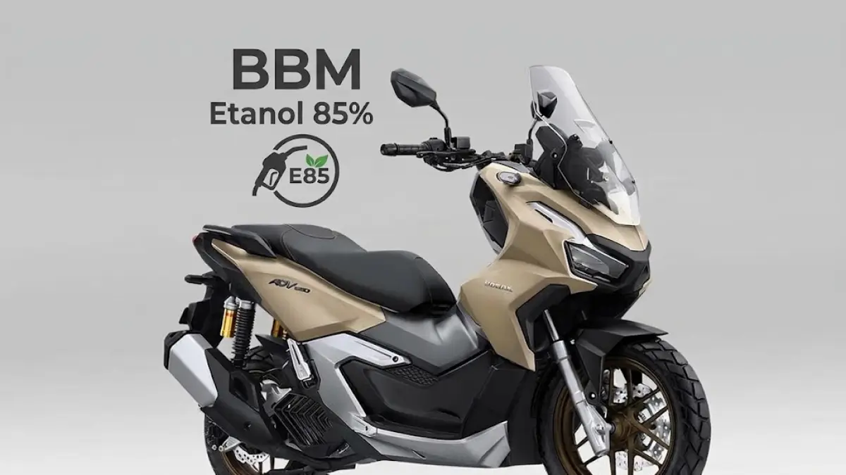 SIAP E85: Foto Honda ADV160 di Indonesya. Honda untuk pertama kalinya menjual motor ini di India. Namun motor yang diperkenalkan di India telah mendukung bahan bakar dengan kandungan etanol hingga 85 persen. Pemesanan awal dibuka dengan harga INR 170 ribu ex-showroom atau setara Rp31 juta.