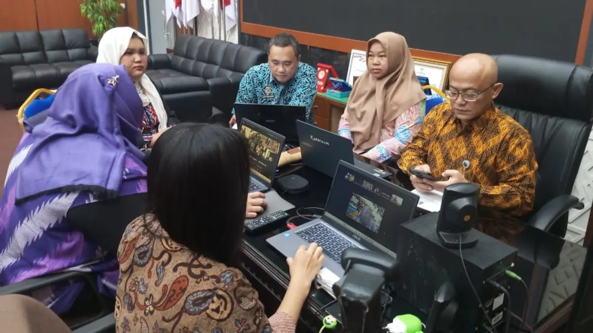 Kanwil Kemenkum Kalbar menggelar rapat harmonisasi Raperwali Singkawang pada Kamis (10/9). (DOK KANWIL KEMENKUM KALBAR)