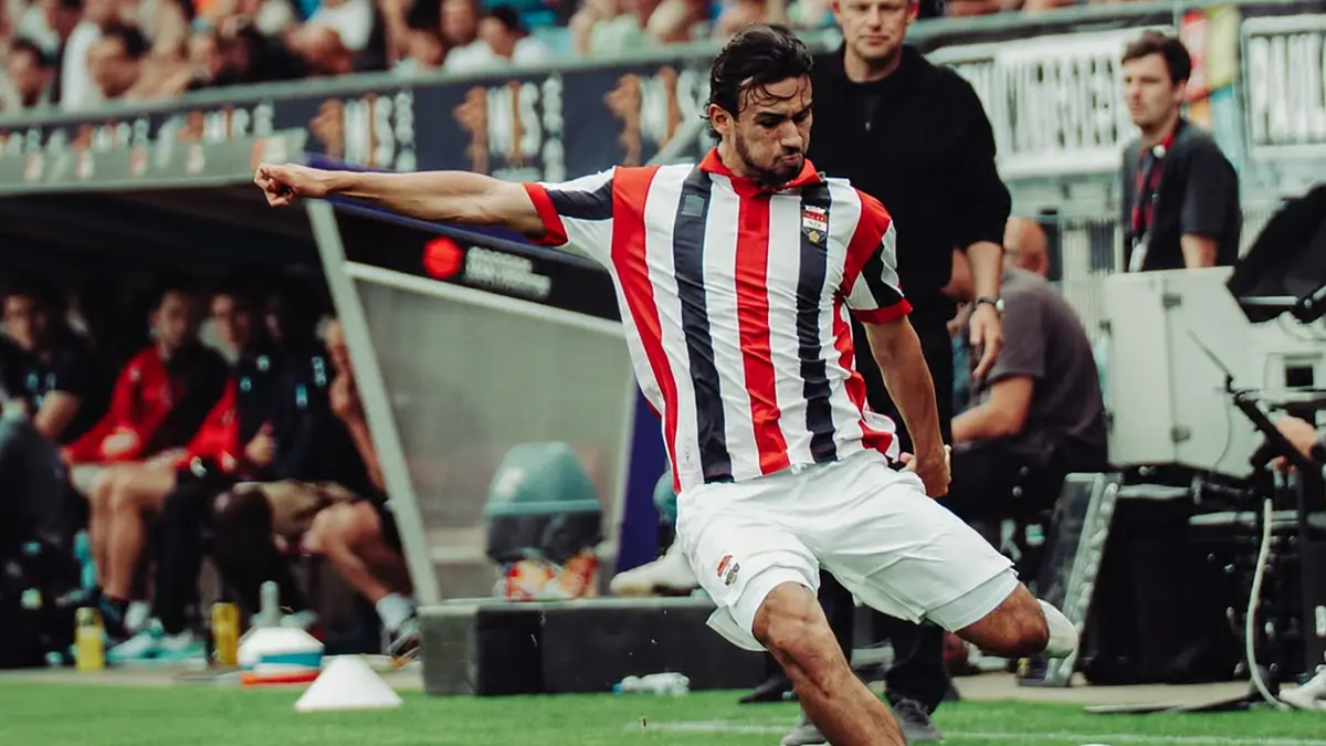 Nathan Tjoe-A-On menghadapi ujian berat saat Willem II menantang pemuncak klasemen AZ Alkmaar di Eredivisie. (IG@nathantjoeaon)