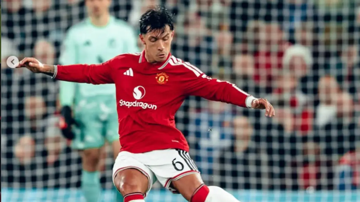Isu paling krusial bagi Manchester United menjelang derby adalah pertahanan yang masih belum konsisten meski lini serang mereka menunjukkan perkembangan. (IG@manutd)