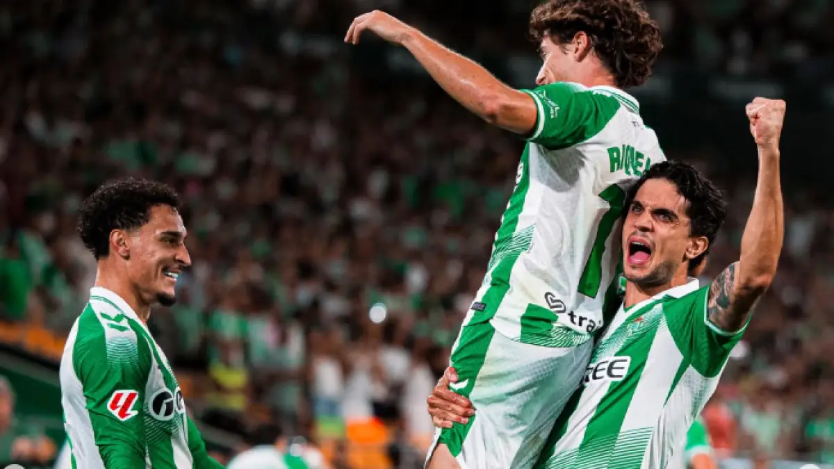 Real Betis datang dengan kepercayaan diri tinggi setelah mengalahkan Real Madrid dan kemudian Lille dalam dua pertandingan terakhir. (IG@marcbartra)