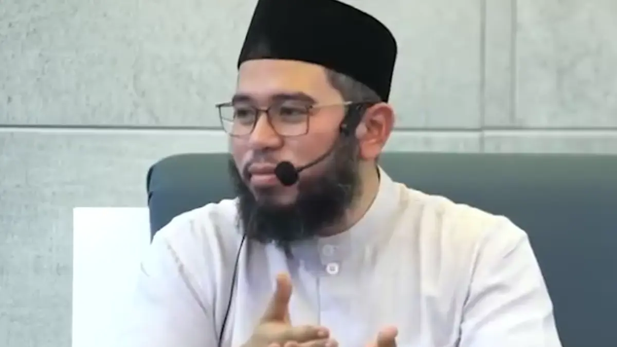 Ustaz Muhammad Nuzul Dzikri menyampaikan kajian tentang kehidupan rumah tangga dan cara menghadapi pasangan.(DOK WIKIPEDIA)