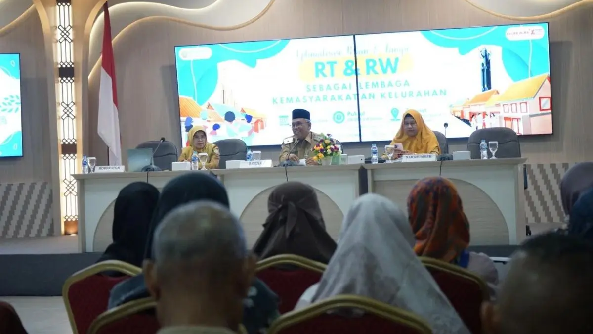 Kegiatan peningkatan kapasitas RT/RW di Aula Sultan Syarif Abdurrahman Kantor Wali Kota Pontianak, Selasa (15/9/2026). (Pemkot Pontianak)