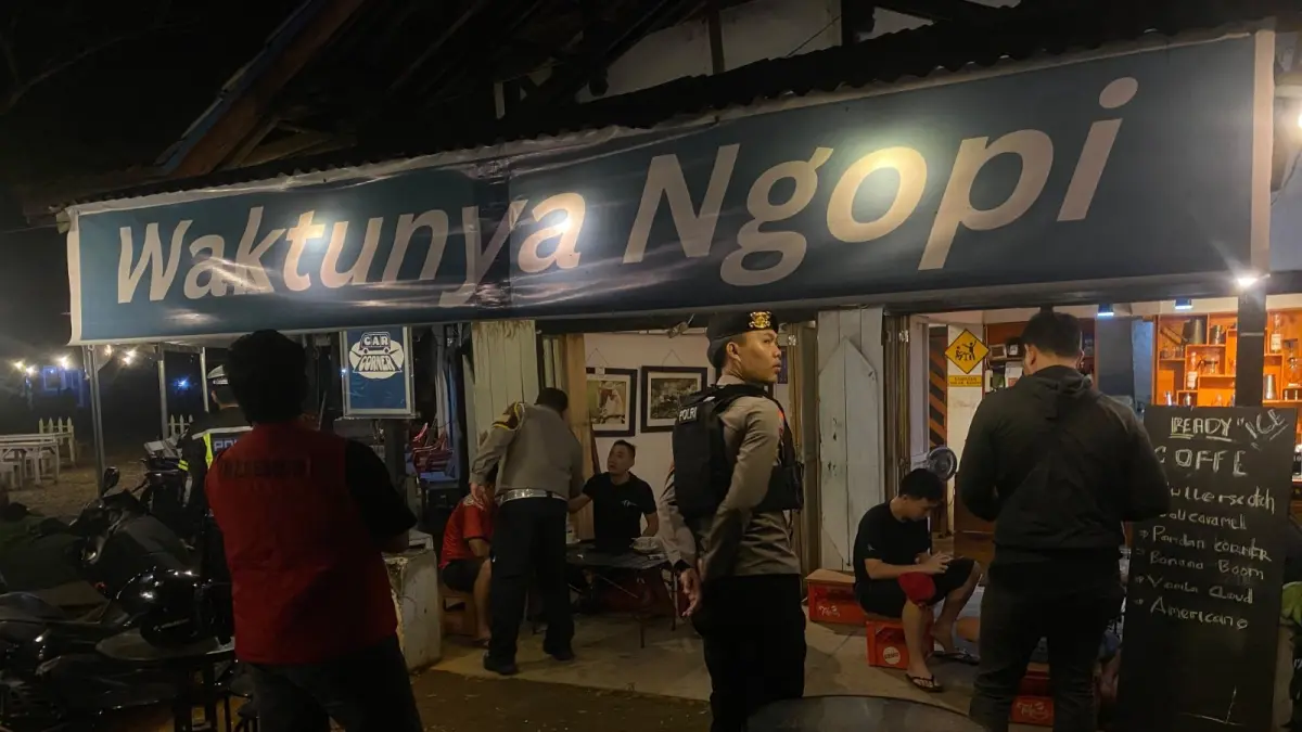 Patroli yang dilakukan Polres Kapuas Hulu dalam menjaga Kamtibmas.(ISTIMEWA)