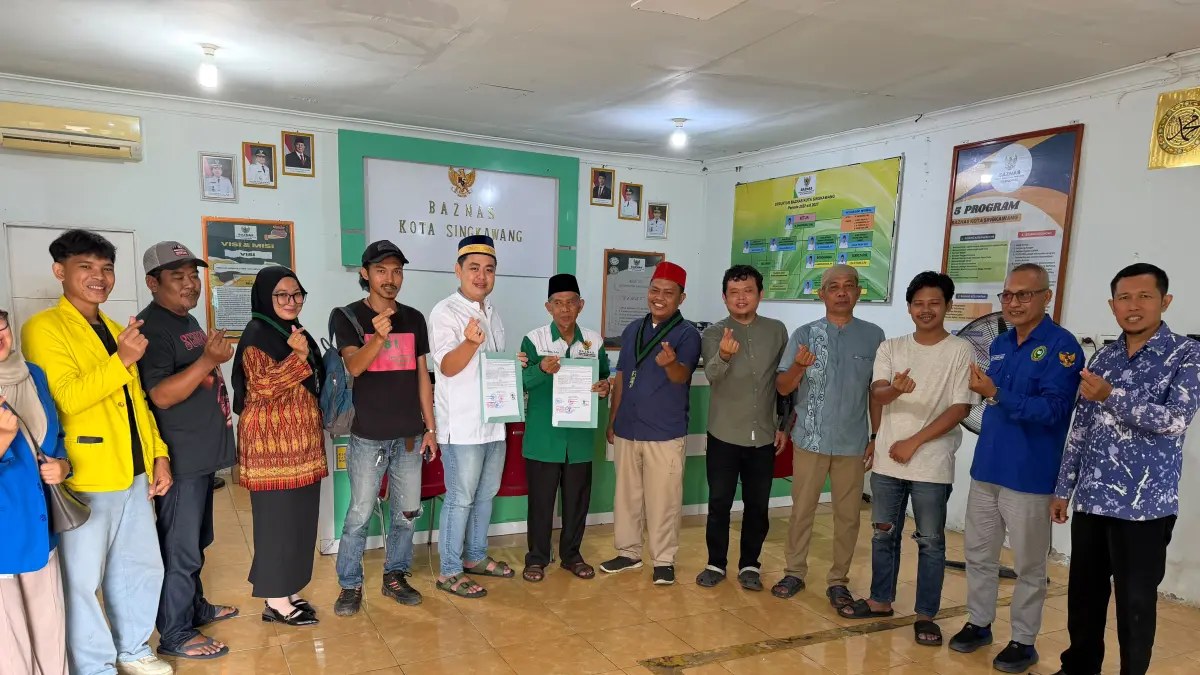 Baznas Kota Singkawang bekerja sama dengan sejumlah ormas dan OKP dalam aksi kemanusiaan membantu warga terdampak karhutla.
