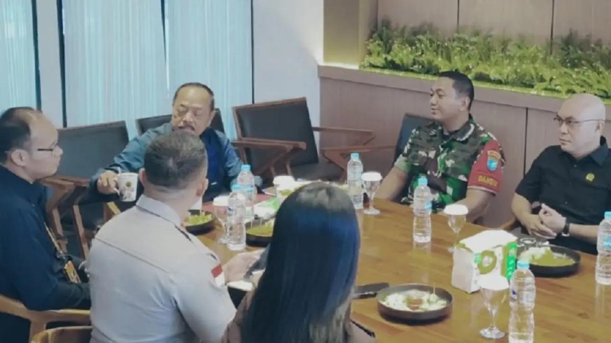 Pertemuan jajaran Forkompimda membahas sejumlah isu strategis yang dipimpin Bupati Sanggau Yohanes Ontot.(ISTIMEWA)