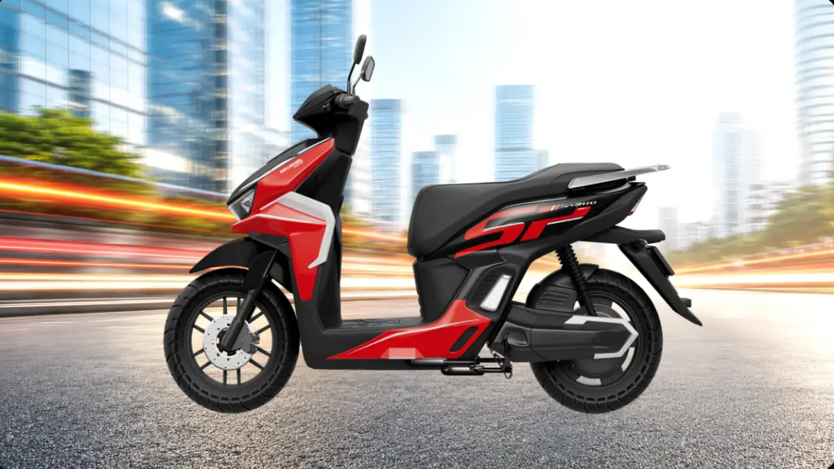 Sprinto dengan salah satu varian warna Velocity Red sebagai andalan. (INDOMOBILEMOTOR)