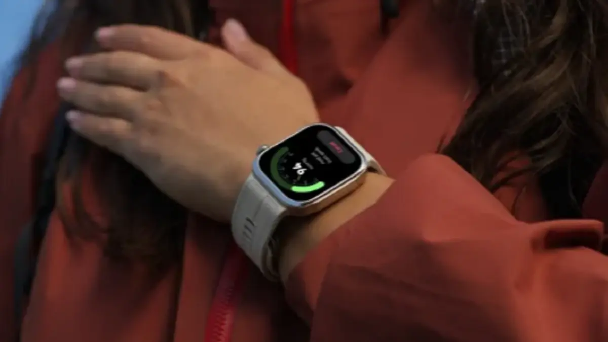 Huawei Watch D3 membawa pengukur tekanan darah berbasis manset.(Dok. Huawei)