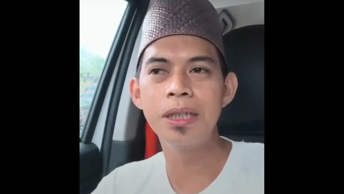 Anggota DPRD Mempawah Choirussaib memberikan klarifikasi usai videonya membakar lahan viral di media sosial. (ISTIMEWA)
