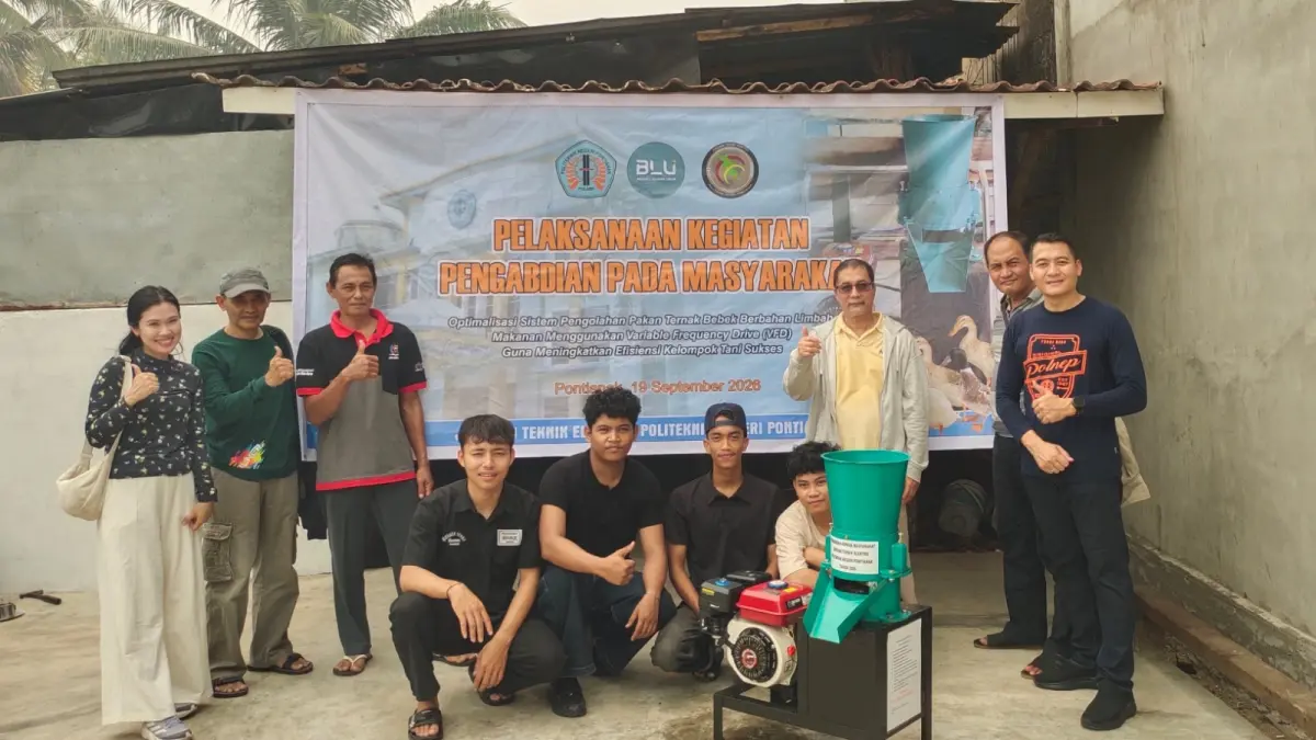 Implementasi Mesin Pengolahan Pakan Ternak Bebek Berbasis VFD hasil Inovasi Tim PKM Politeknik Negeri Pontianak pada Kelompok Mitra. (ISTIMEWA)
