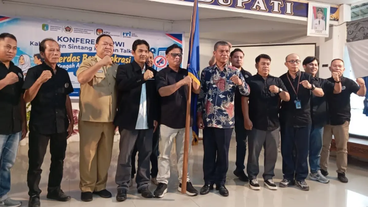 Konferenkab I PWI Kabupaten Sintang di Pendopo Wakil Bupati Sintang, Selasa (22/9). (ISTIMEWA)