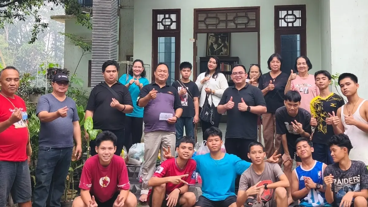 Dukungan terhadap pendidikan calon imam di Kabupaten Sintang datang dari warga Lingkungan Santo Matius Jerora Dua.(ISTIMEWA)