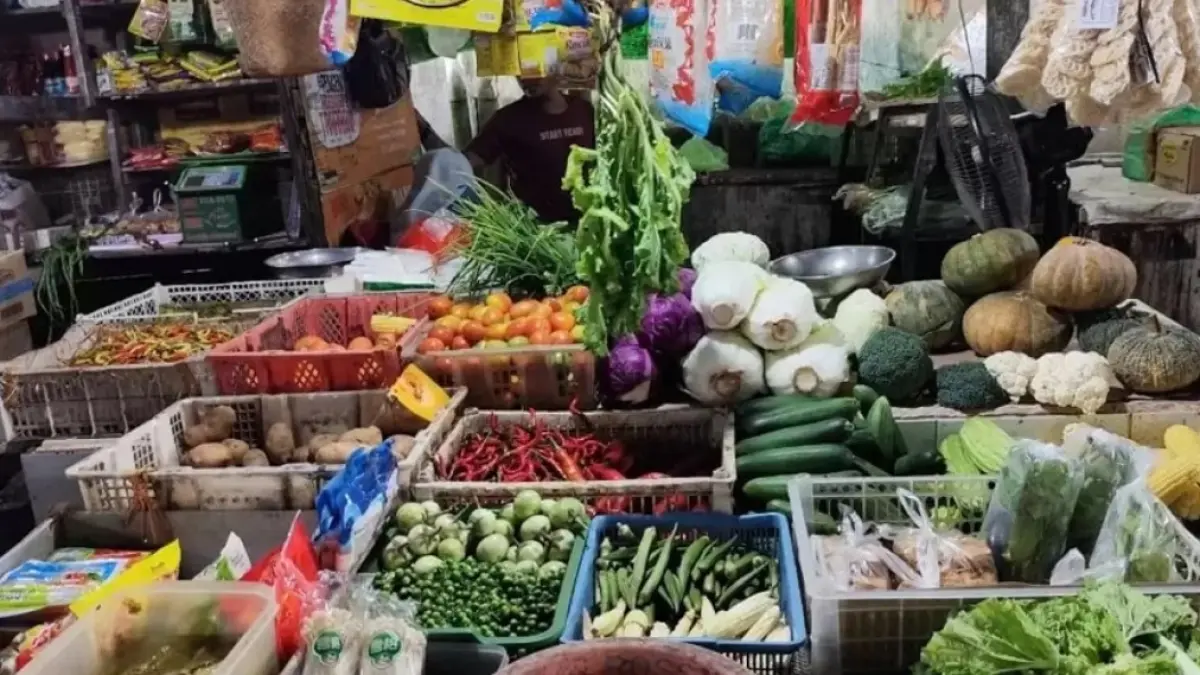 Harga sayuran lokal di pasar tradisional Pontianak mulai naik. (DOK. PONTIANAK POST)