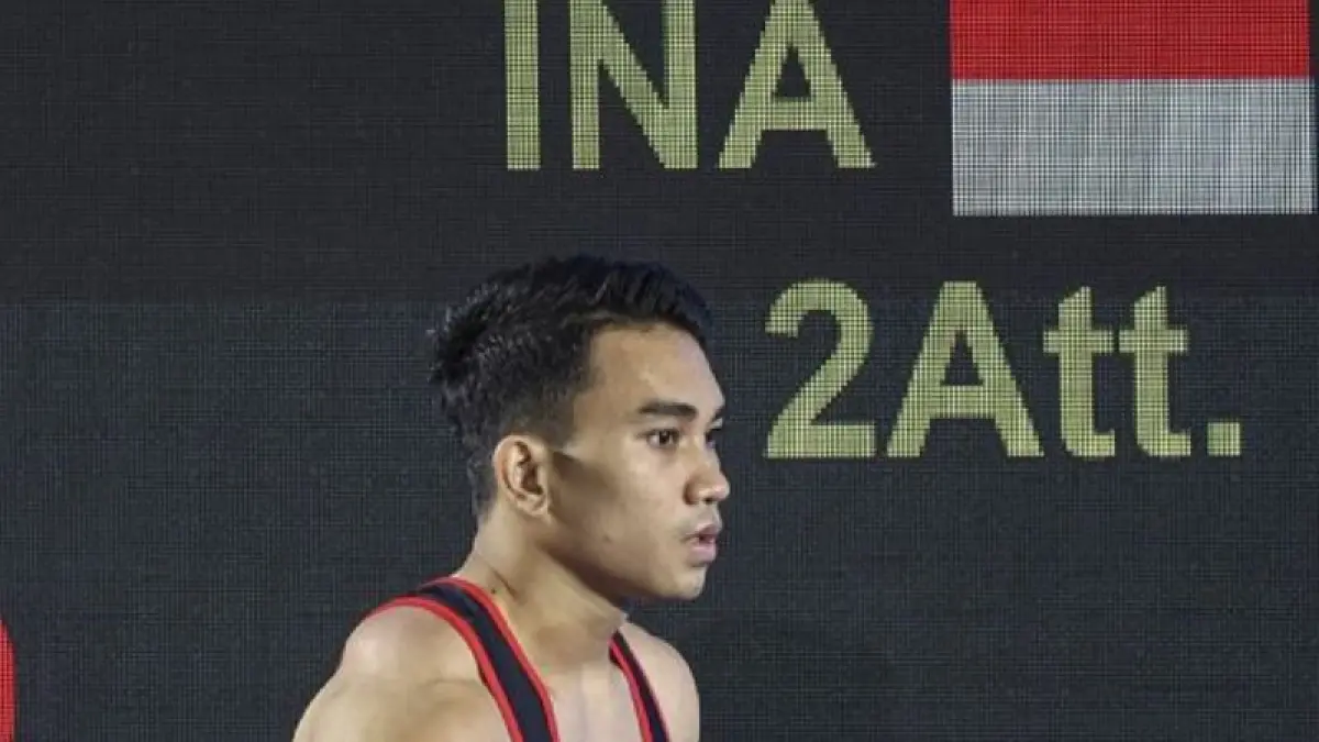 Arsip foto - Lifter putra Indonesia Ricko Saputra. (ANTARA FOTO/M Risyal Hidayat/nz/aa).