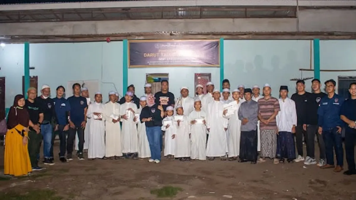 Astra Motor Kalbar Jelajah Rasau Bersama Honda ADV 160