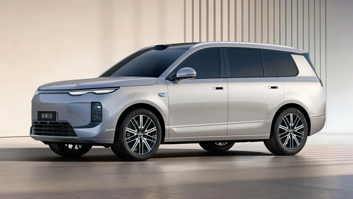 BYD Auto, resmi meluncurkan crossover bongsor BYD Sealion 08. (RUCARS)