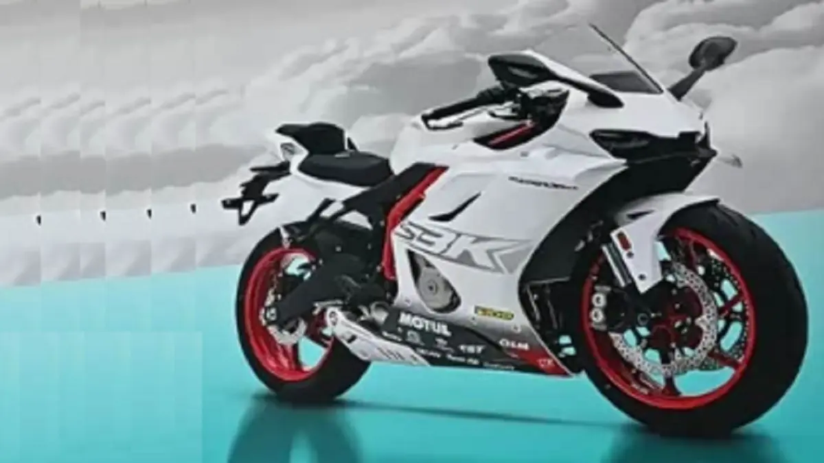 KOVE 450RR Electronic Clutch mengusung mesin empat silinder 443 cc dan sistem KEC dengan tiga pilihan mode. (GREATBIKER)