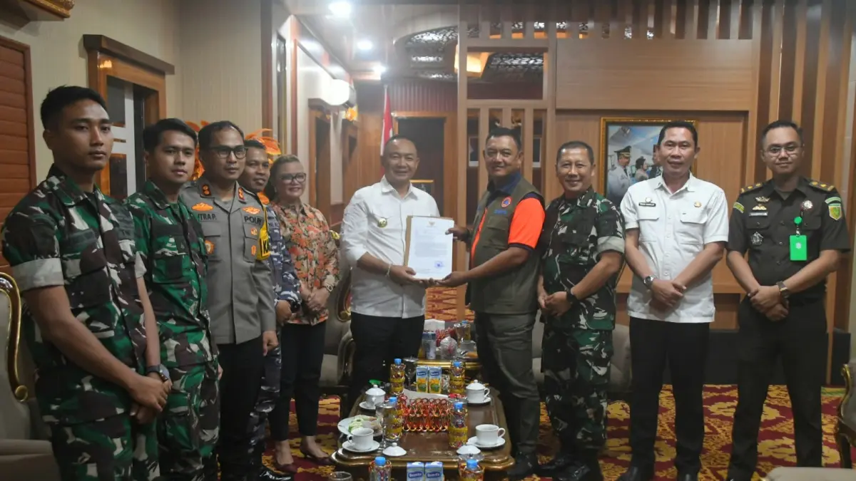 Pemkab Kayong Utara mengusulkan permohonan bantuan beberapa peralatan penanggulanagan karhutla kepada Deputi BNPB. (ISTIMEWA)