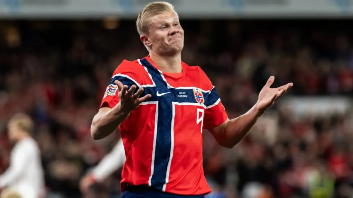 Erling Haaland melakukan selebrasi usai mencetak gol untuk Norwegia pada pertandingan sebelumnya melawan Denmark. (IG@herrelandslaget)